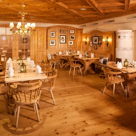 Krumers Alpin – Your Mountain Oasis Seefeld in Tirol