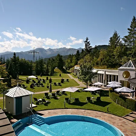 Krumers Alpin - Your Mountain Oasis 4* Seefeld w Tirolu