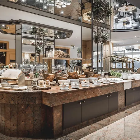 Otel Krumers Alpin - Your Mountain Oasis