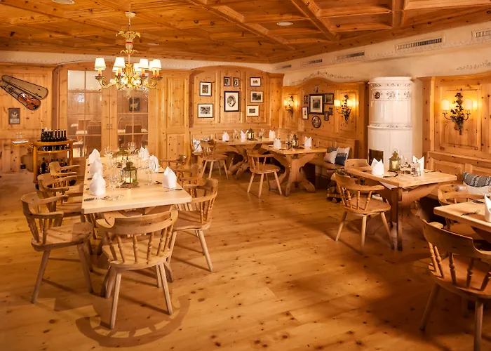 Krumers Alpin - Your Mountain Oasis Seefeld in Tirol