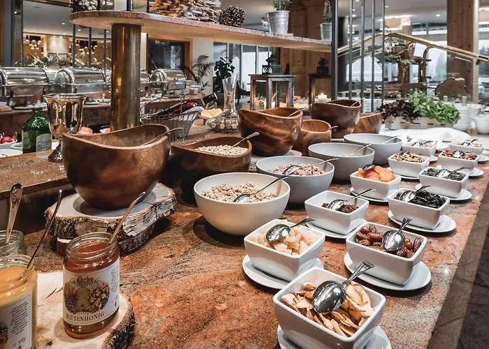 Hotel Krumers Alpin - Your Mountain Oasis Seefeld w Tirolu