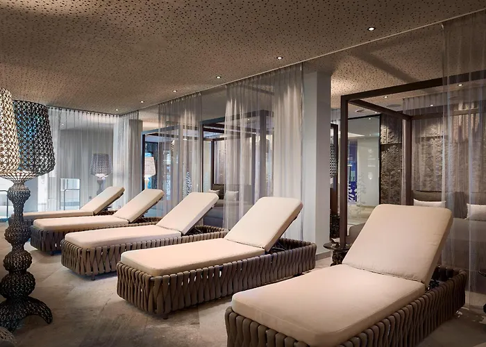 Krumers Alpin - Your Mountain Oasis Hotel Seefeld in Tirol